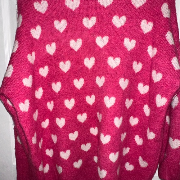 Vince Camuto - Pink Heart Sweater - Picture 3 of 3